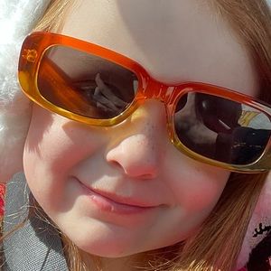 Meet your Posher, Cyrus